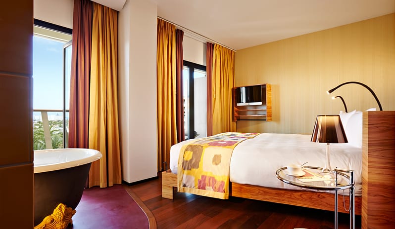 BOHEMIA SUITES - SKY SUITE BEDROOM